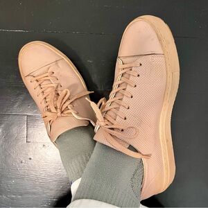 Size 7.5 Axel Arigato pink leather sneakers, lightly worn